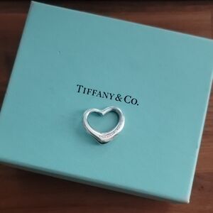 Tiffany & Co. Elsa Peretti Open Heart pendant in 925 sterling silver